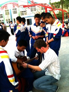 Chan teaching Guitar-China